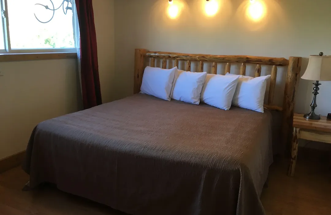Glacier Basecamp Lodge-1